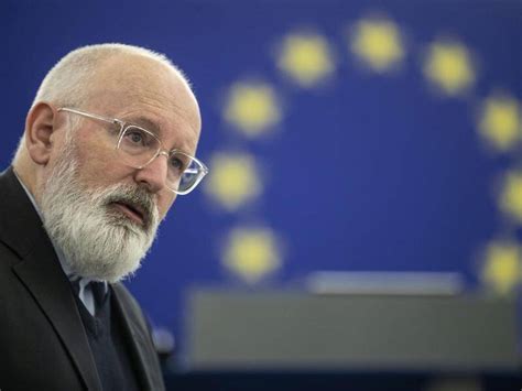 Frans Timmermans to leave Brussels to run in Dutch election
